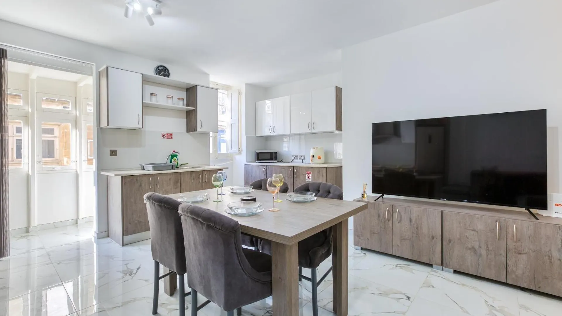 Brand New-2 Bedrooms Flat Gzira
