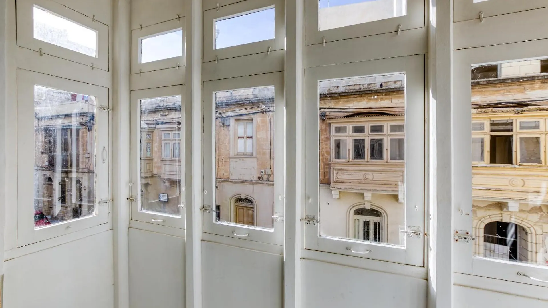 Brand New-2 Bedrooms Flat Gzira Apartment